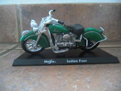 MAISTO 1:18 INDIAN FOUR MOTORCYCLE